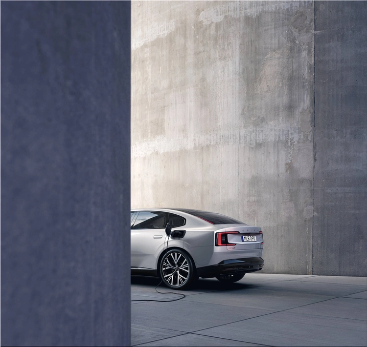 Volvo ES90