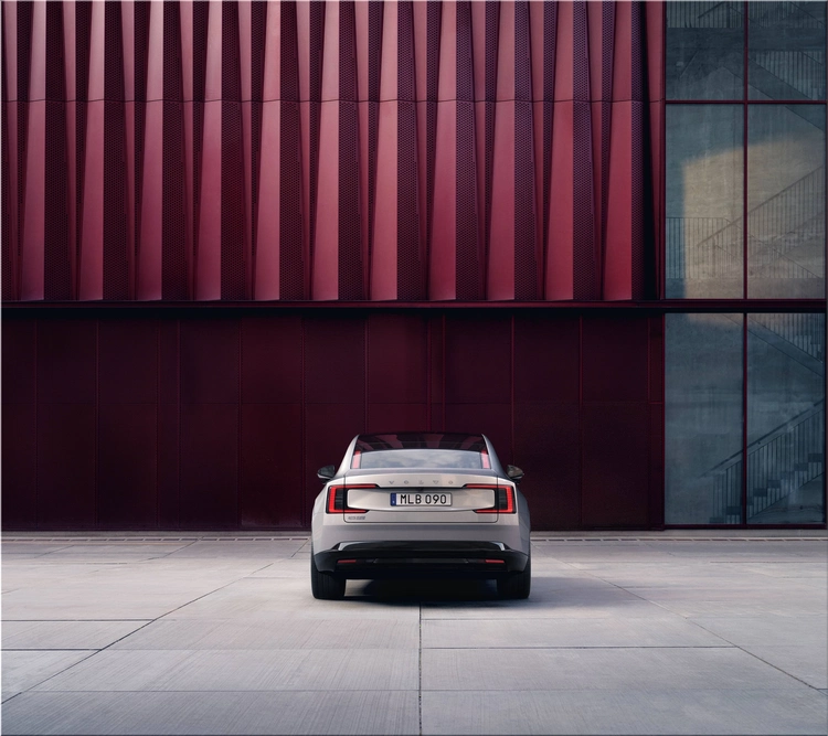 Volvo ES90