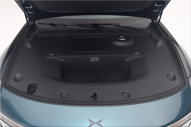Xpeng P7