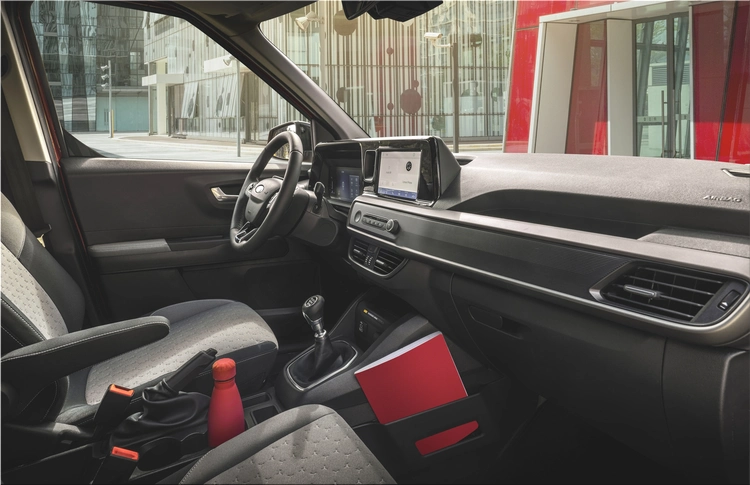 Ford E-Transit Courier