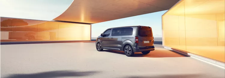 Peugeot e-Traveller