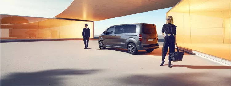 Peugeot e-Traveller