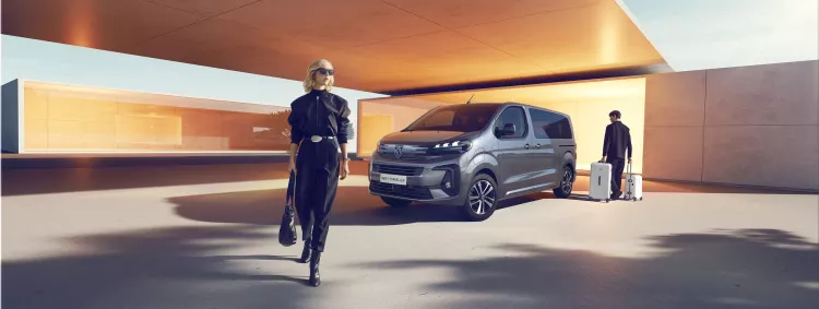 Peugeot e-Traveller