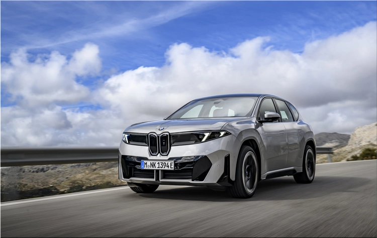BMW iX3