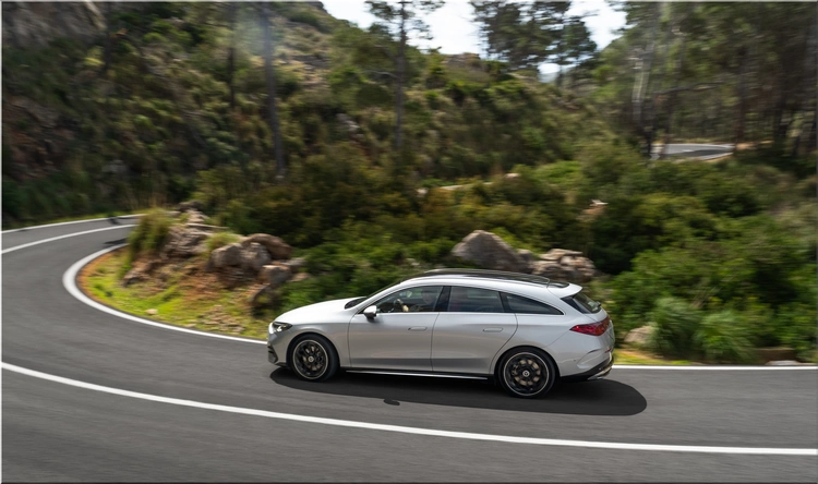 Mercedes CLA Shooting Brake EV