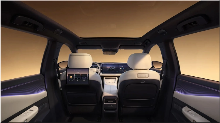 Nissan NX8