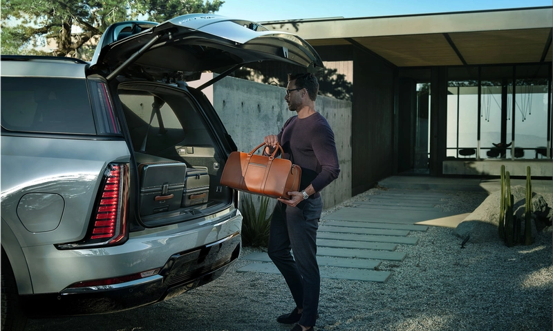 2026 Cadillac Escalade IQL