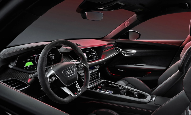 Audi e-tron GT interior