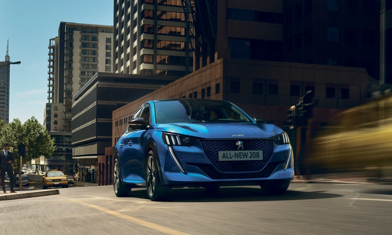 Peugeot e-208 fully electric urban car