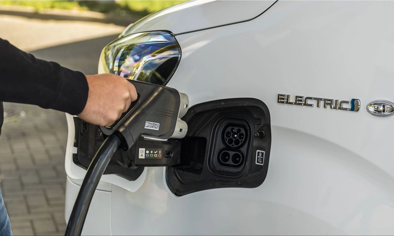 Toyota PROACE Electric van