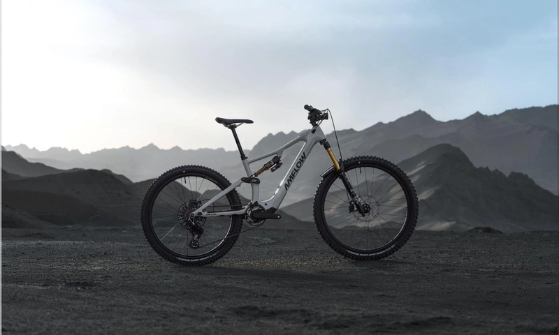 Amflow PX Carbon Pro Review: Climbing, Handling, Range and Trail Performance