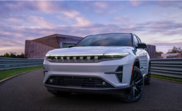 Jeep Wagoneer S Electric SUV Revealed: 600 HP and 3.5-Sec 0-62