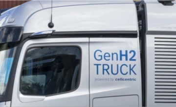 Mercedes-Benz GenH2 Trucks
