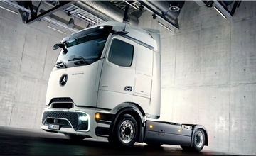 Mercedes-Benz eActros Lowliner