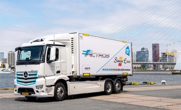 Mercedes-Benz eActros electric heavy truck