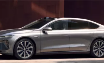 NIO ET7
