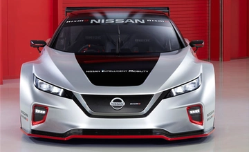 Nissan is presenting the 100% electric Nissan LEAF NISMO RC