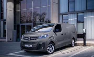 The Opel Vivaro-e electric van with a range of 330 kilometres