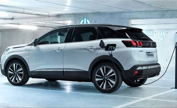 Peugeot 3008 GT Hybrid4