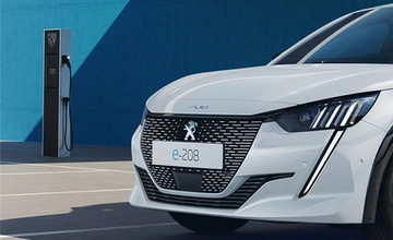 Peugeot e-208 electric car