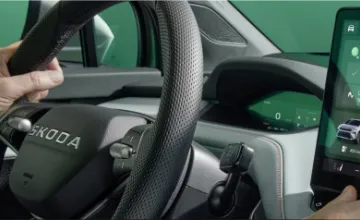 Škoda Elroq Wins 2025 Award for Best Connected Compact SUV