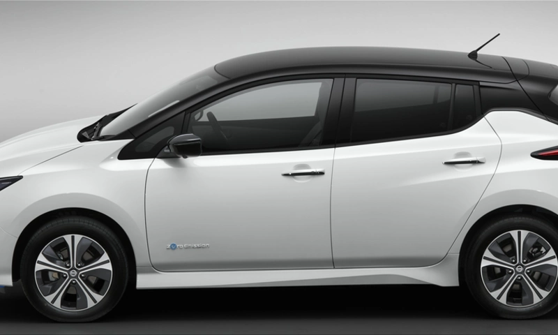 2021 Nissan LEAF