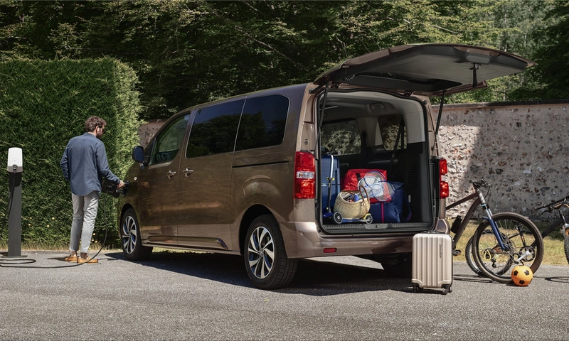 Citroën ë-SpaceTourer 100% ëlectric van