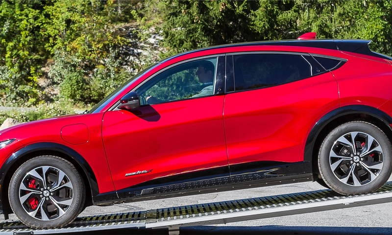 Ford Mustang Mach-E 2021 all electric SUV