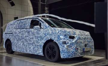 Mercedes-Benz VLE electric minivan
