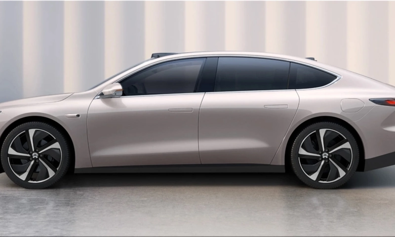Nio ET7
