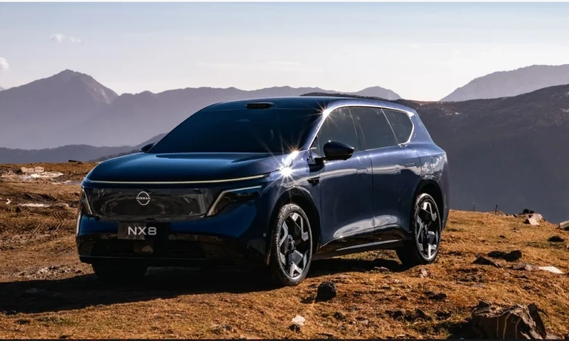Nissan NX8