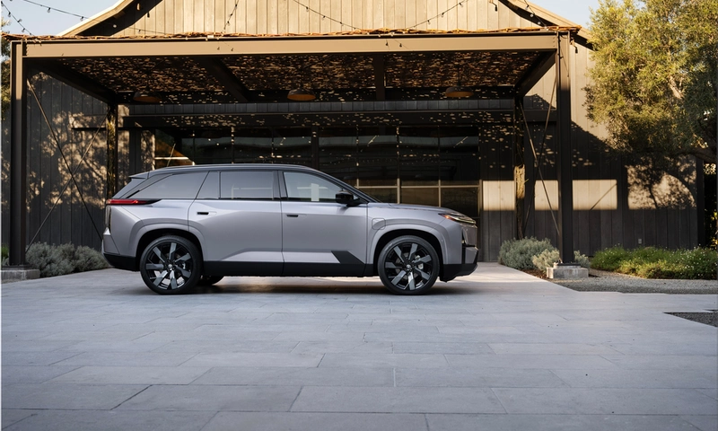 Toyota Highlander BEV 2027