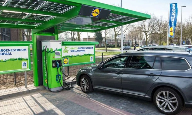 Lidl charging stations for electric vehicles