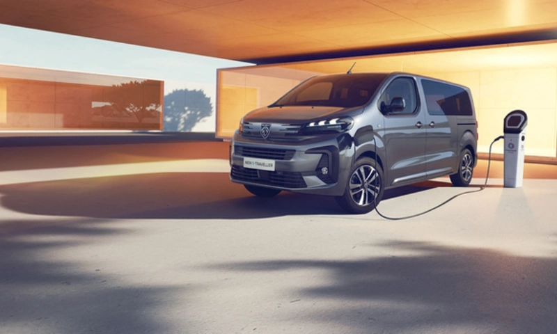 Peugeot e-Traveller