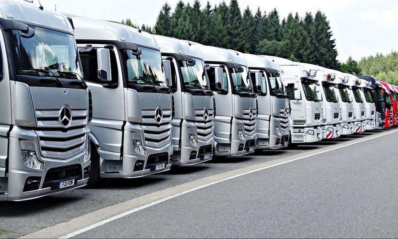 The European Union will monitor the emissions of new trucks and buses
