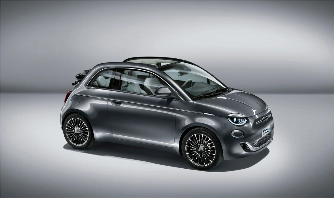 Pre-orders for the electric Fiat 500 "La Prima" are open