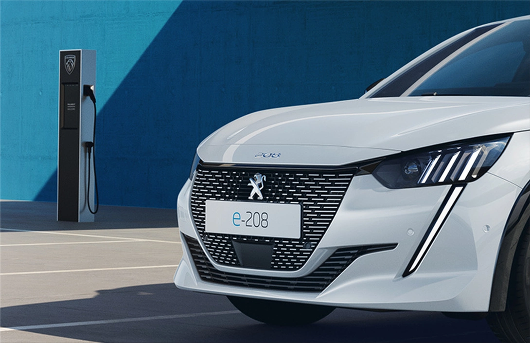 Peugeot e-208 electric car