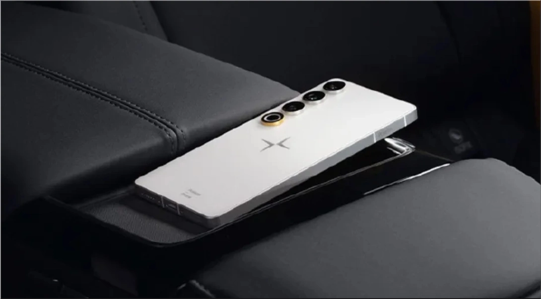 Polestar Phone