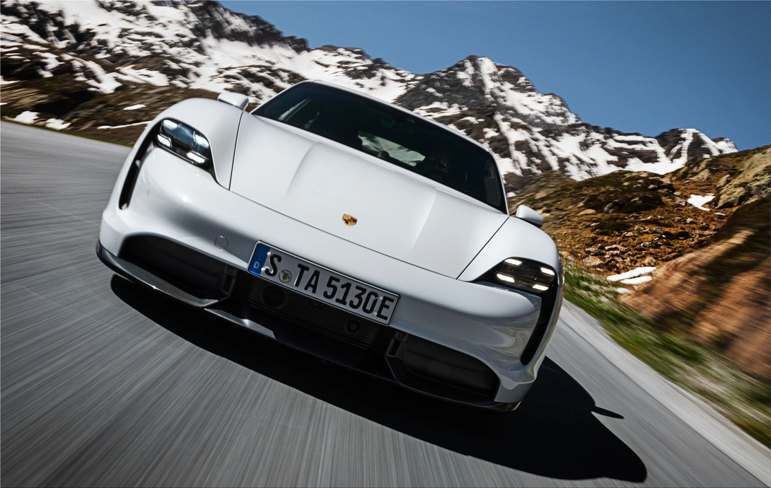Porsche Taycan, the new 100% electric super sports car