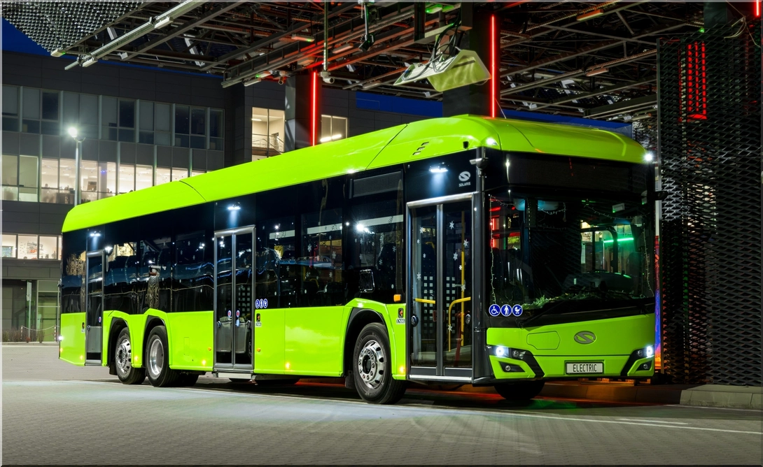 Solaris Urbino 15 LE Electric: 500 kWh Bus Takes FIAA Madrid