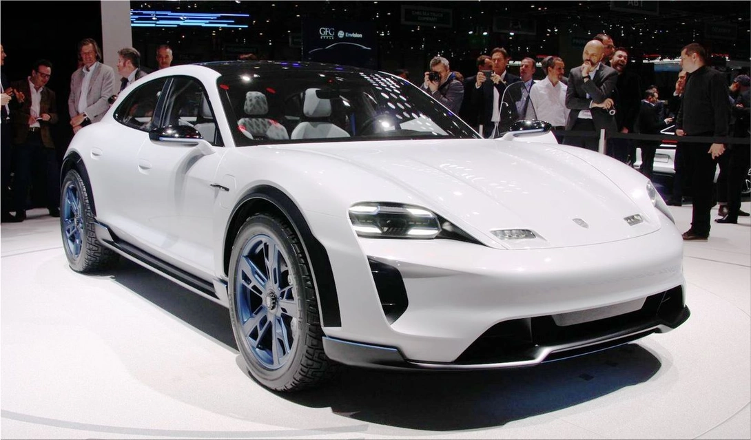Porsche Mission E Cross Turismo concept at Geneva Motor Show